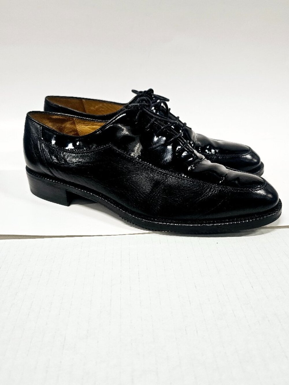 Gravati Per Neiman Marcus Women Two Tone Leather Patent Leather Lace Up Oxford 8